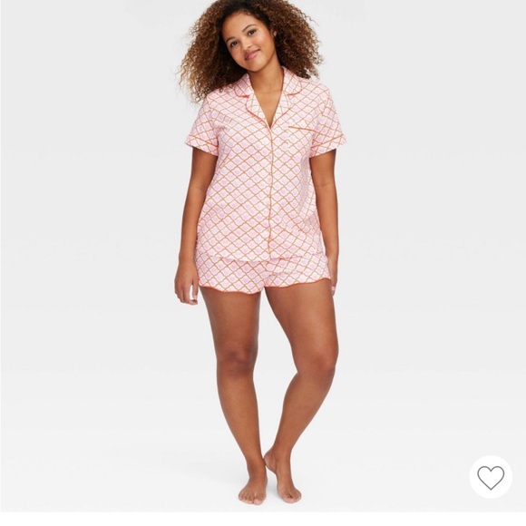 Roller Rabbit Other - Roller Rabbit Target Pajamas Set Geo Hearts M